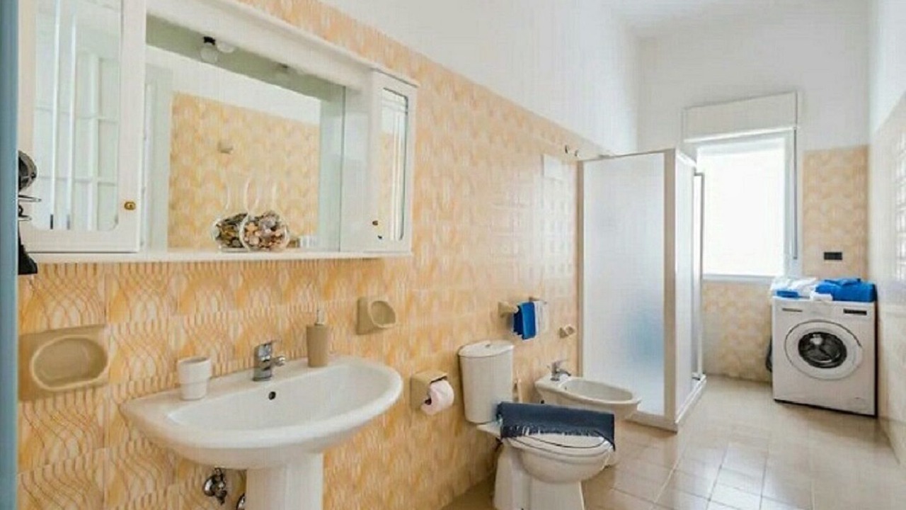 Photo of Bathroom in Avola