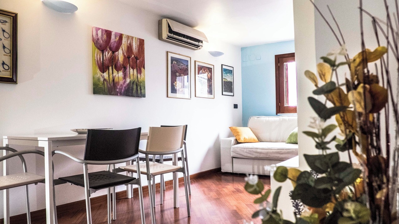 Photo of Livingroom in Catania City Centre