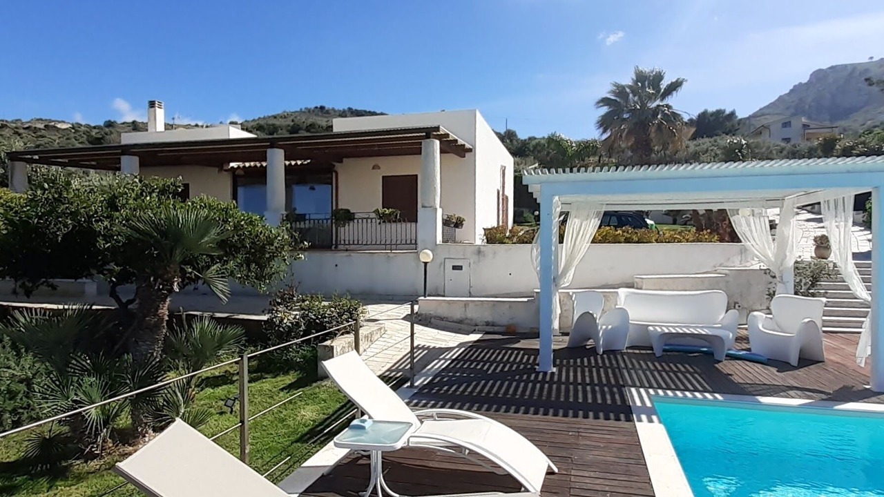 Photo of Outdoor in Bonagia