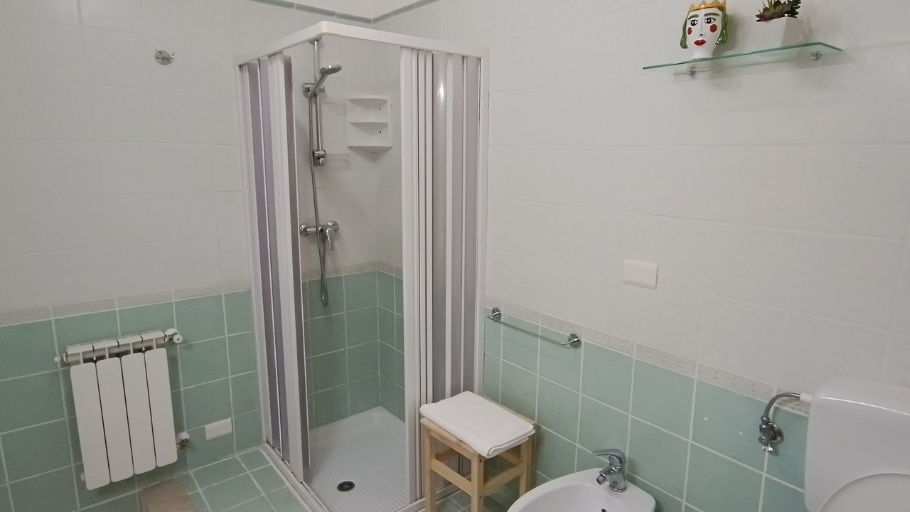 Photo of Bathroom in Mitogio