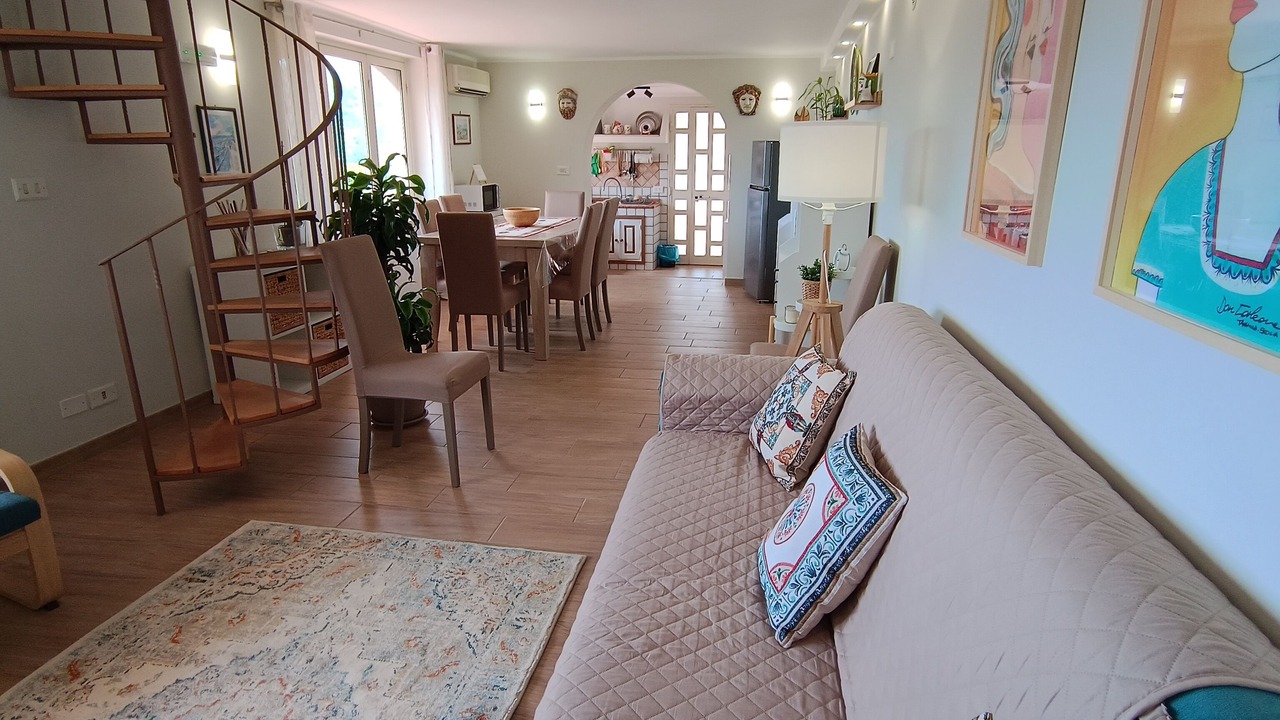 Photo of Livingroom in Mitogio