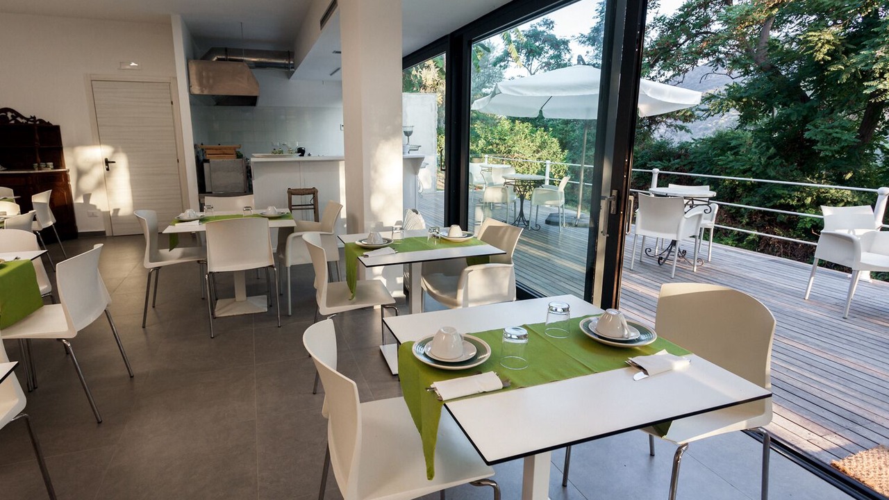 Photo of Outdoor in Mirto