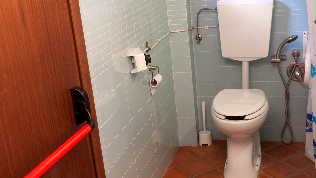 Photo of Bathroom in Mirto
