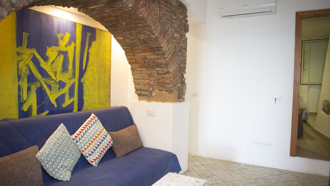 Photo of Livingroom in Old Town