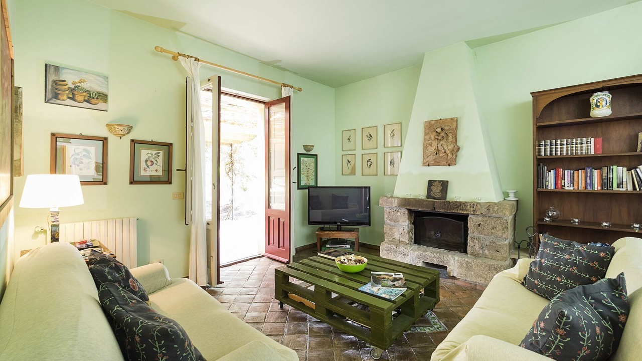 Photo of Livingroom in Costa Saracena-Castelluccio