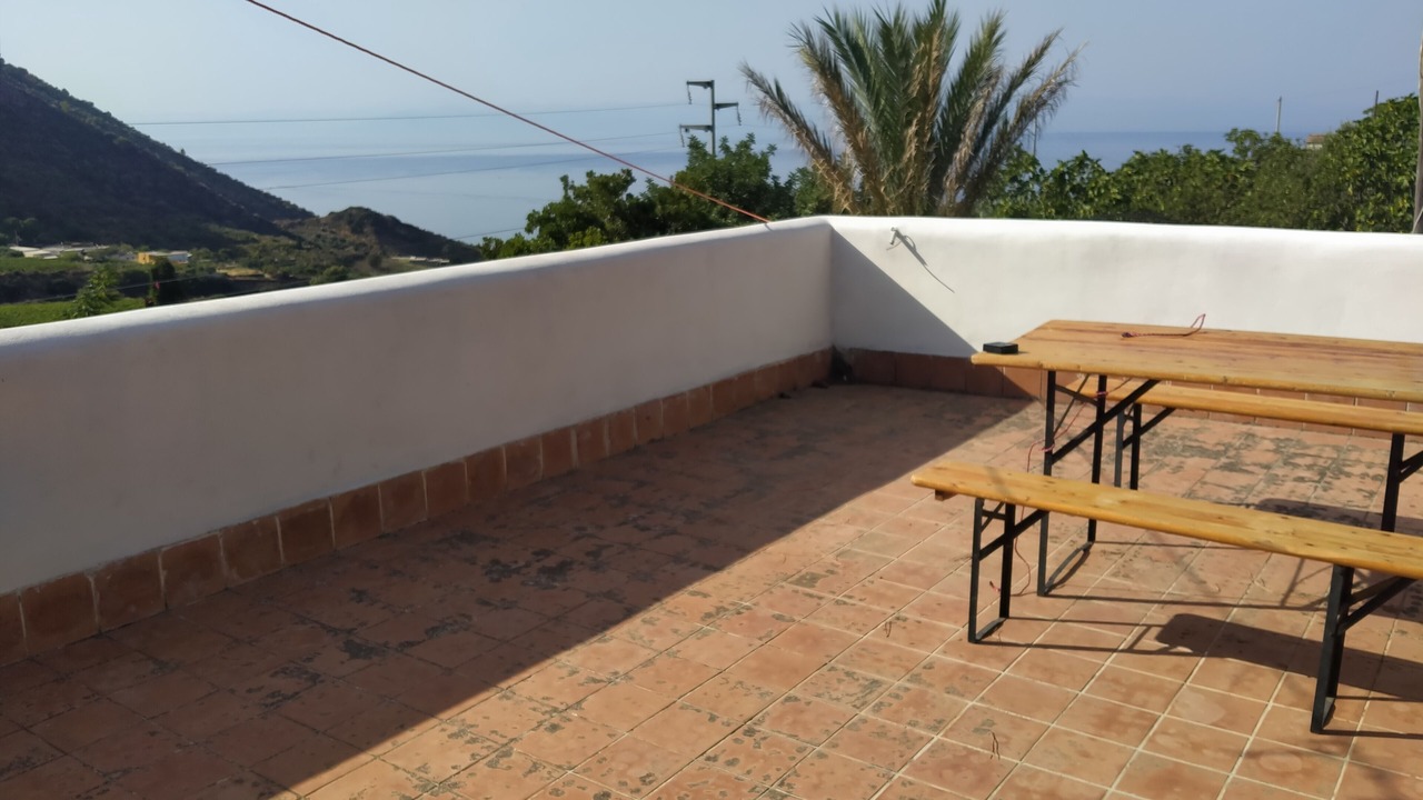 Photo of Outdoor in Leni
