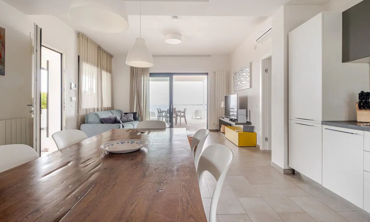 Photo of Livingroom in Syracuse