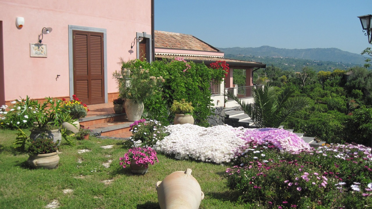 Photo of Outdoor in Mascali