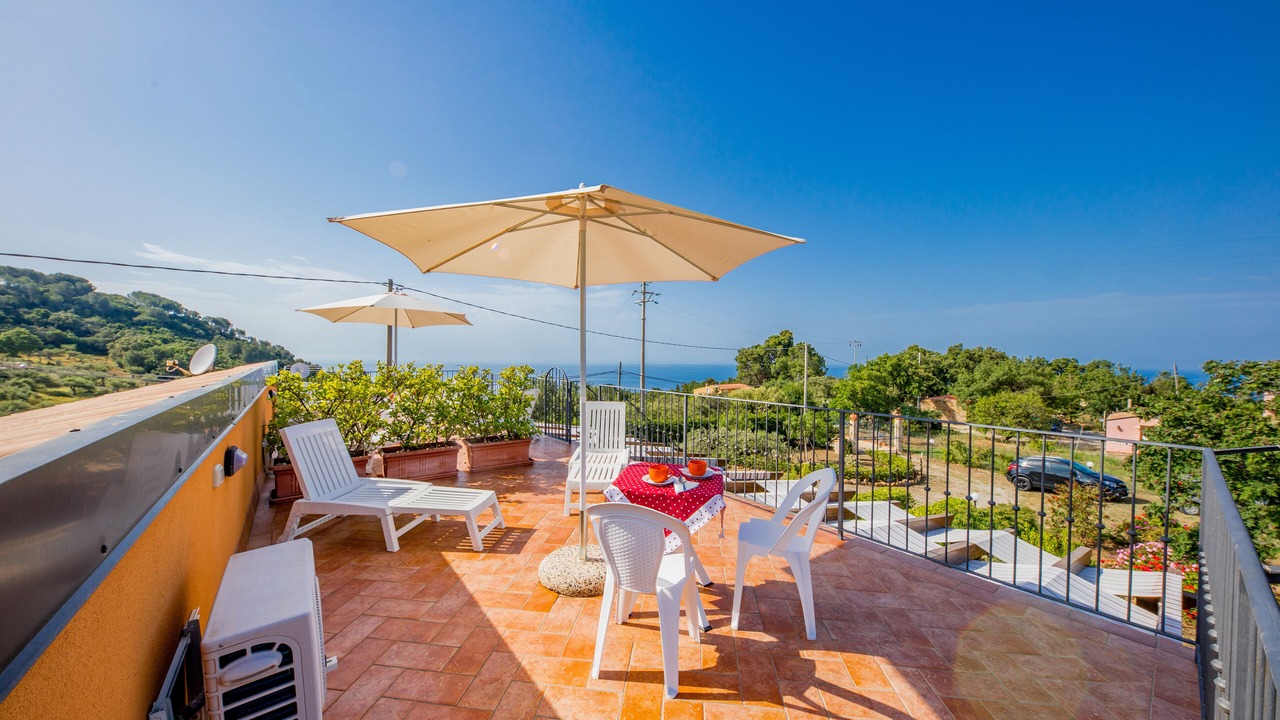 Photo of Others in Cefalu