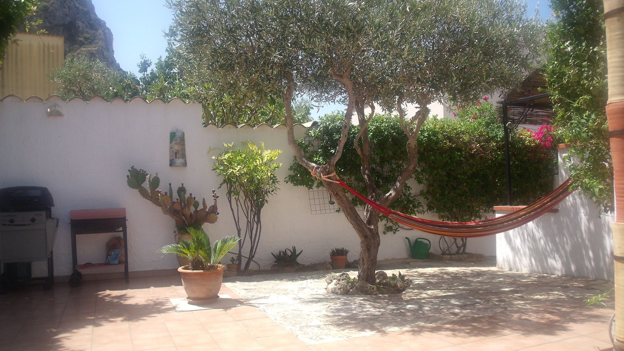 Photo of Patio Balcony in Macari