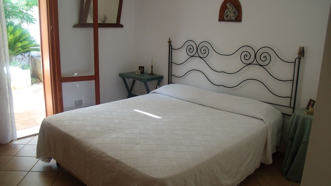 Photo of Bedroom in Macari