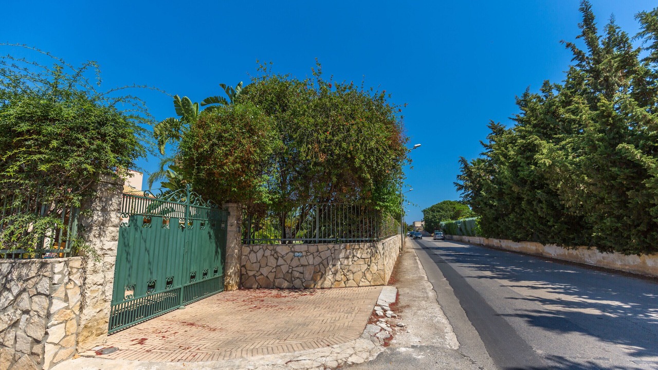 Photo of Outdoor in Arenella