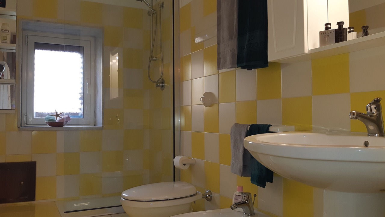 Photo of Bathroom in Carini