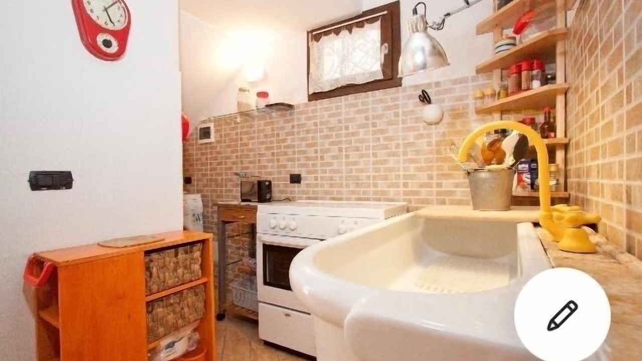 Photo of Kitchen in Torretta
