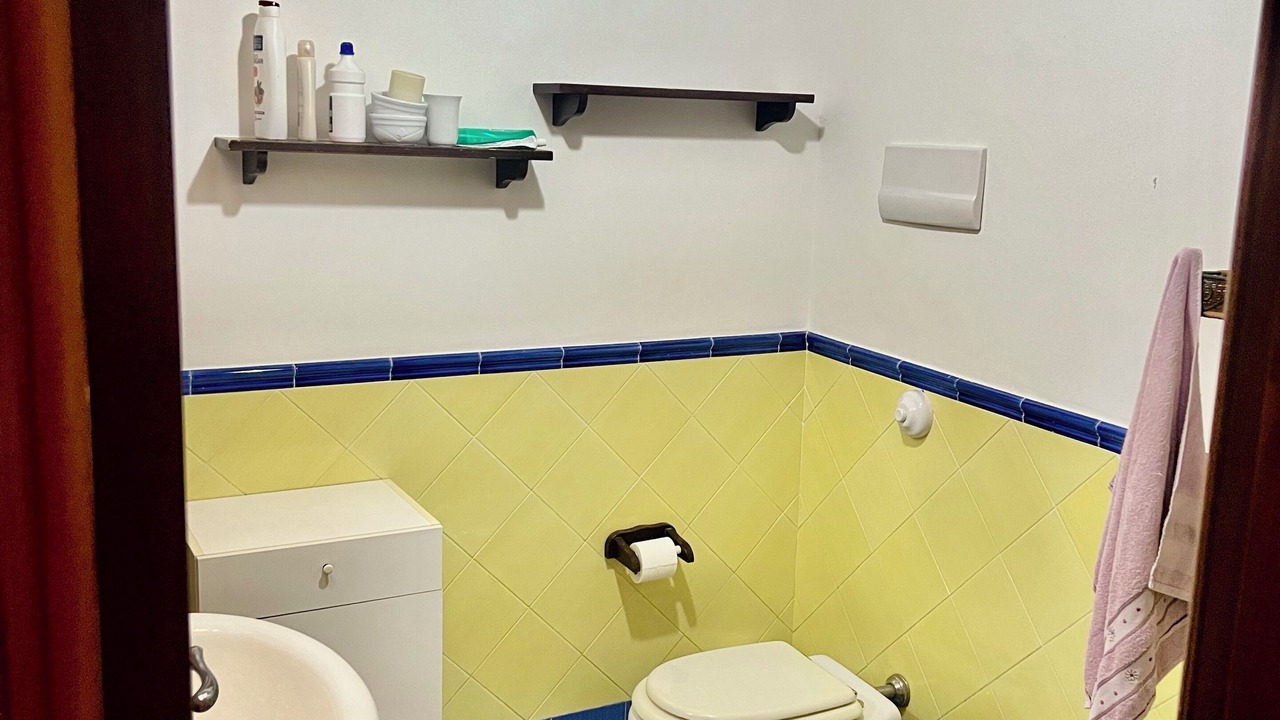 Photo of Bathroom in Mondello