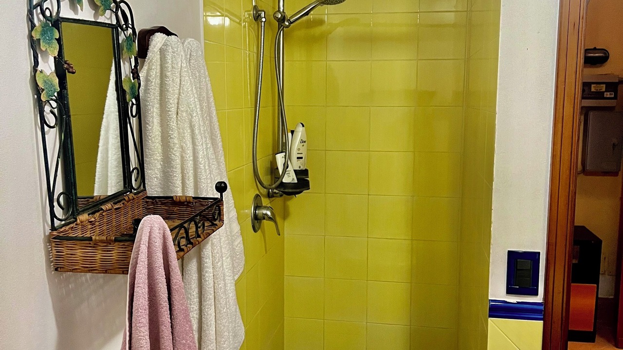 Photo of Bathroom in Mondello