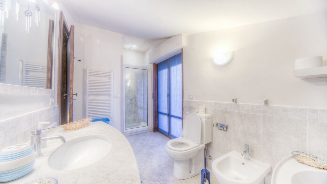 Photo of Bathroom in Nicolosi