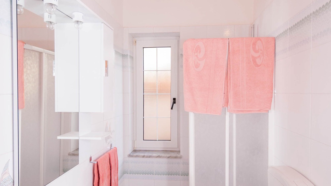 Photo of Bathroom in Campofelice di Roccella