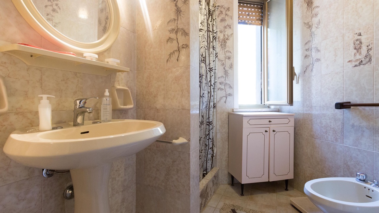 Photo of Bathroom in Mondello
