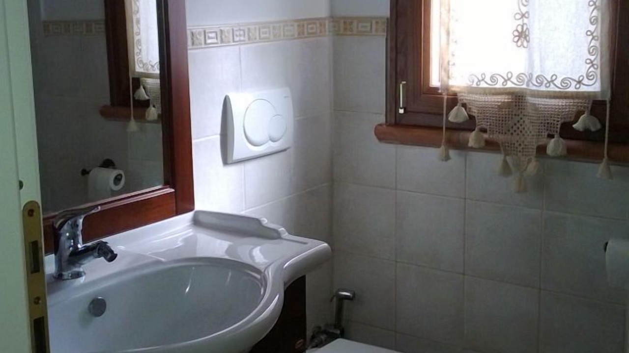 Photo of Bathroom in Mitogio