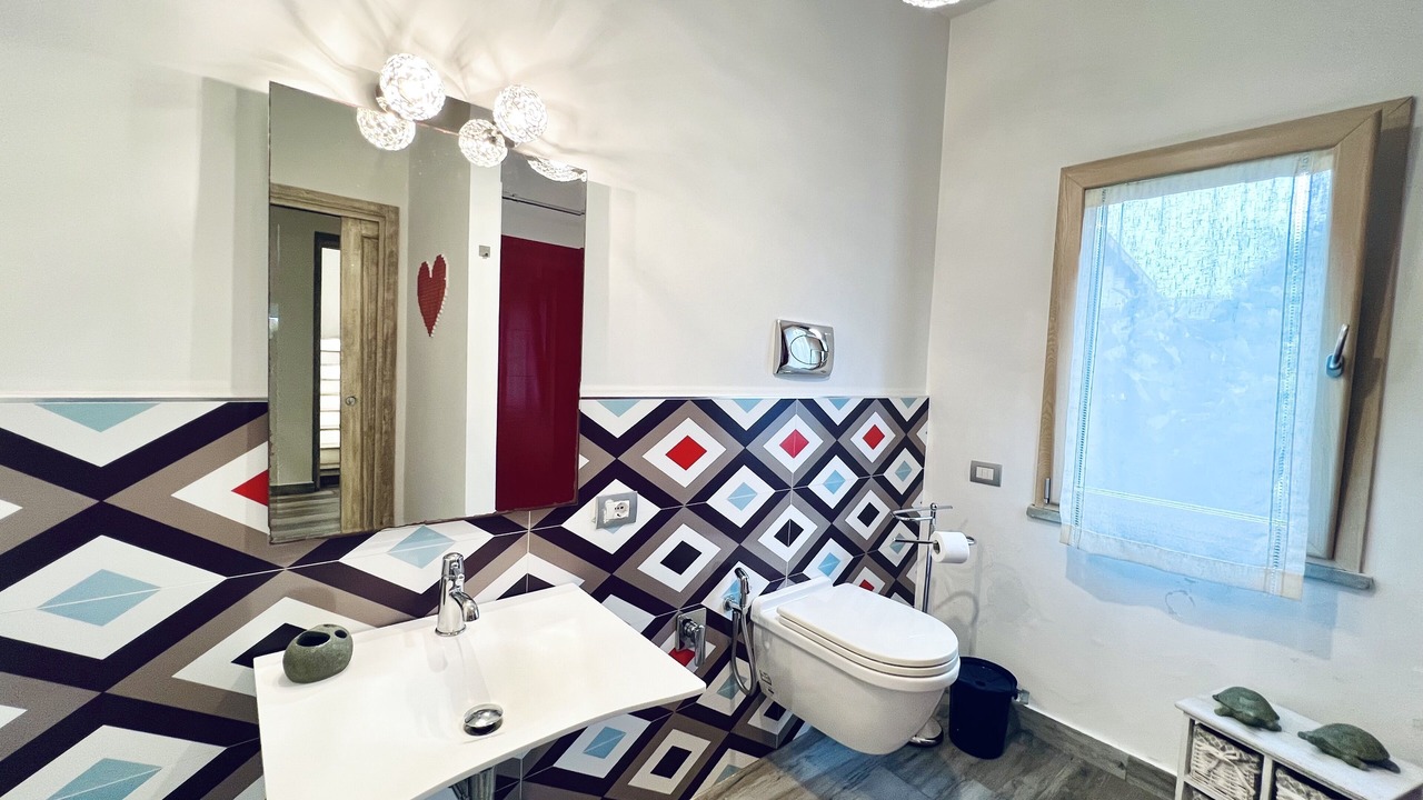 Photo of Bathroom in Carini
