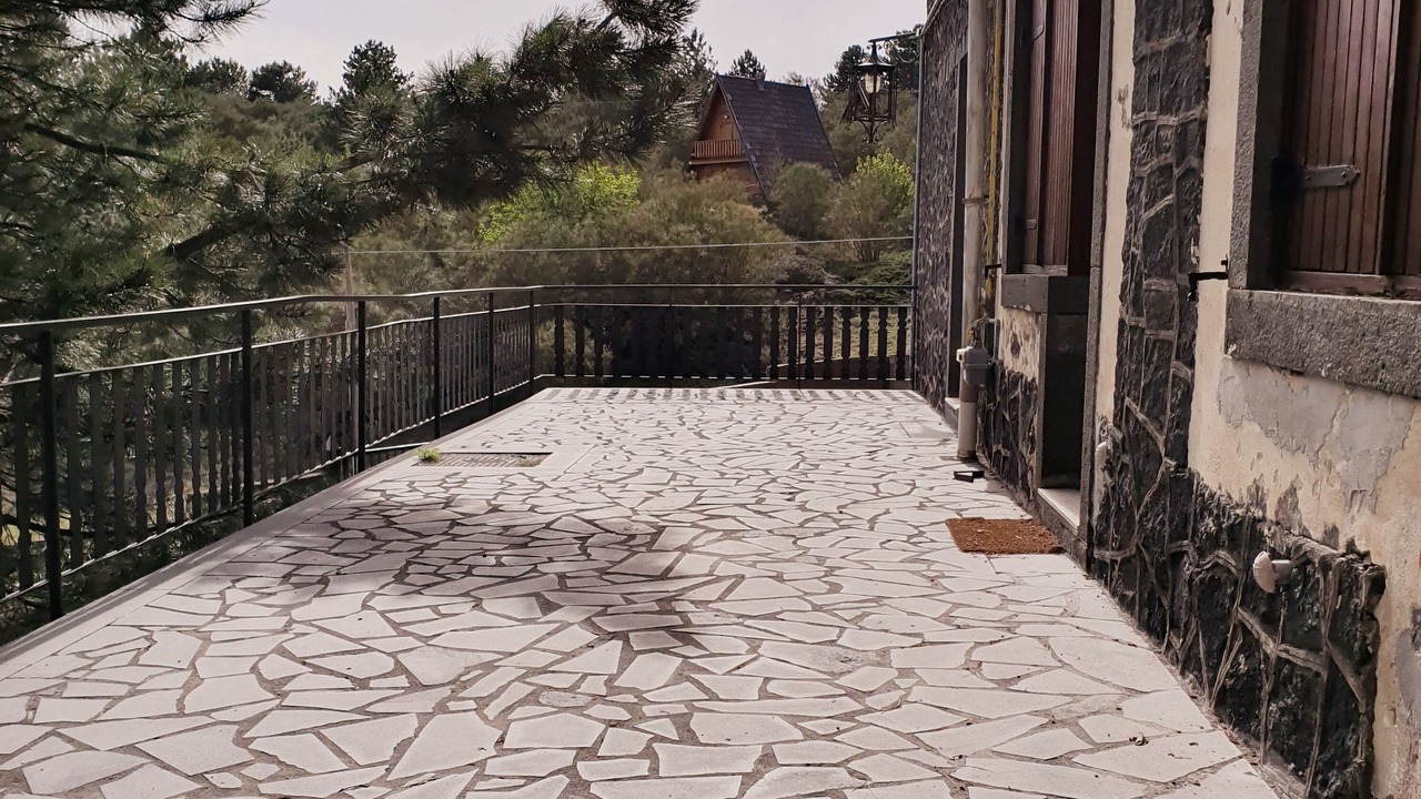 Photo of Outdoor in Ragalna