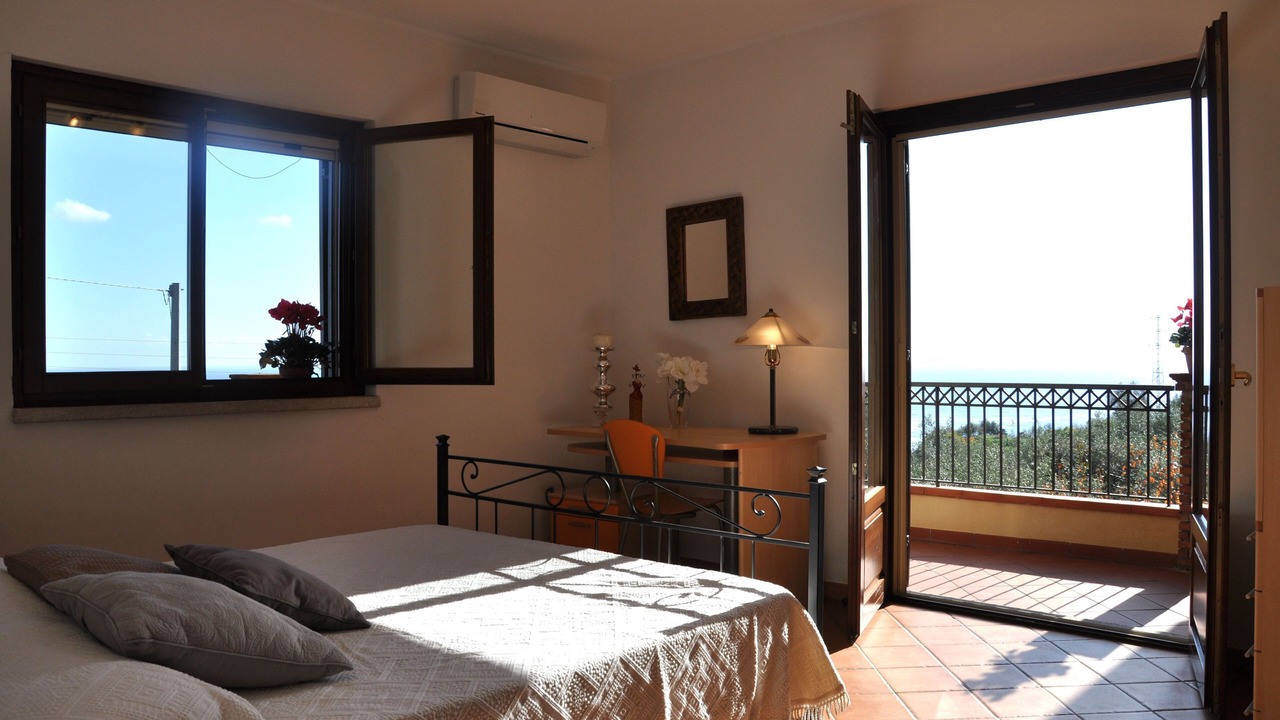 Photo of Bedroom in Santa Teresa di Riva