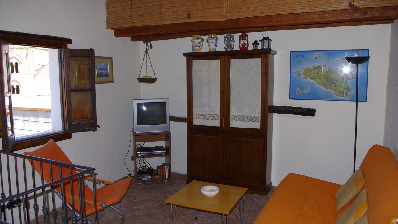 Photo of Livingroom in Old Town