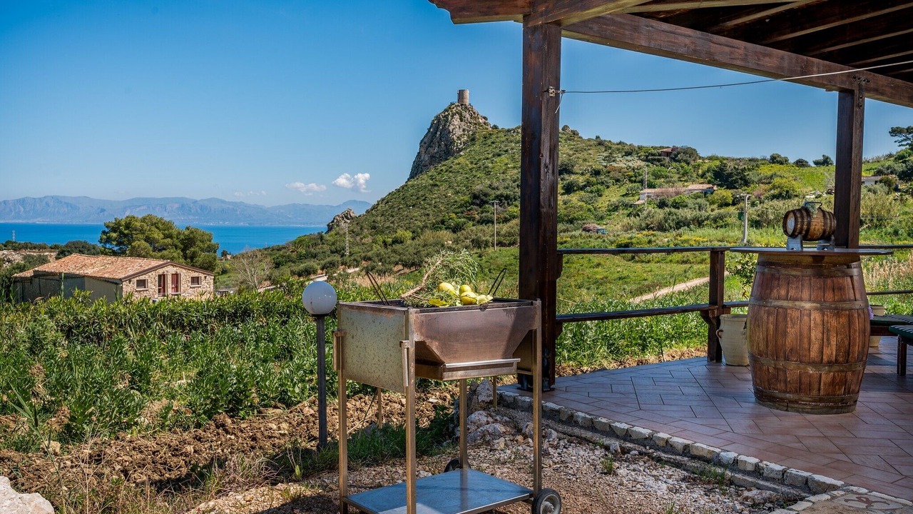 Photo of Patio Balcony in Scopello