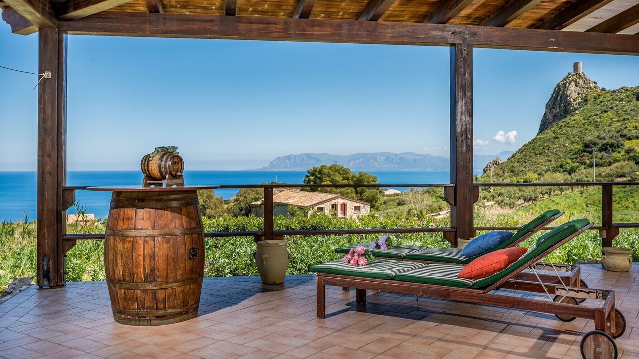 Photo of Patio Balcony in Scopello