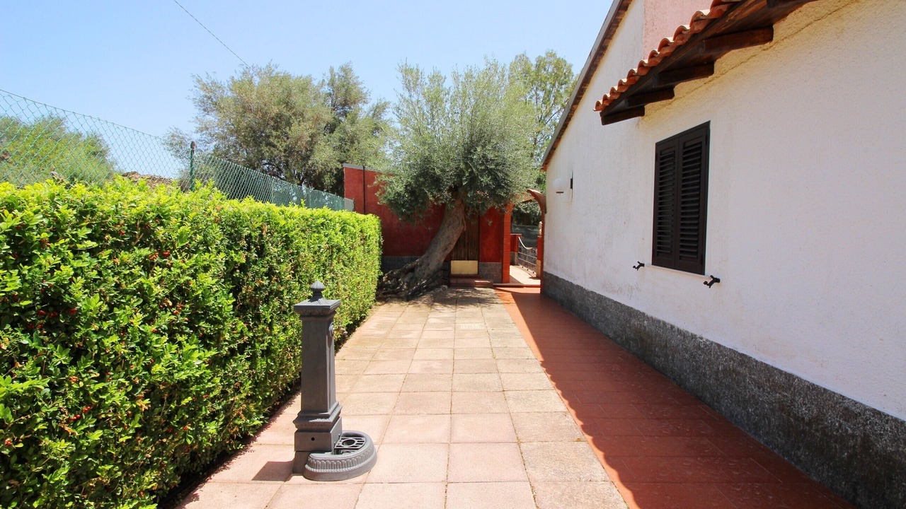Photo of Outdoor in Solarino