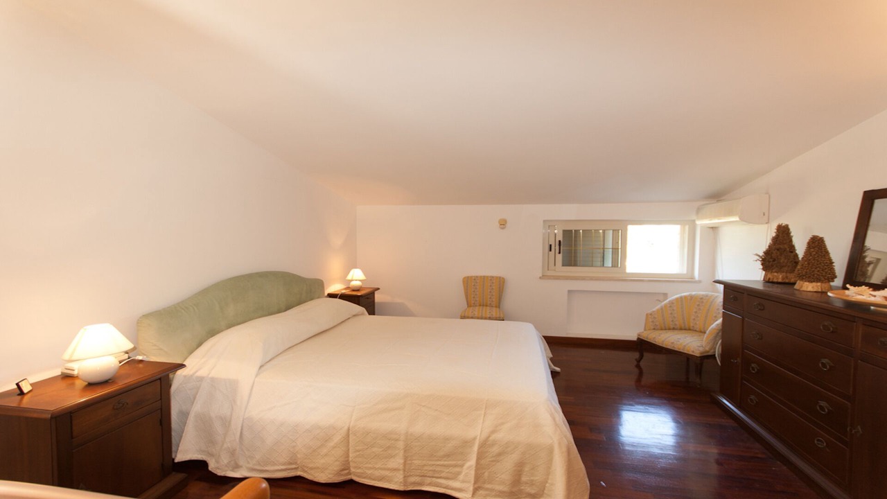Photo of Bedroom in Isola