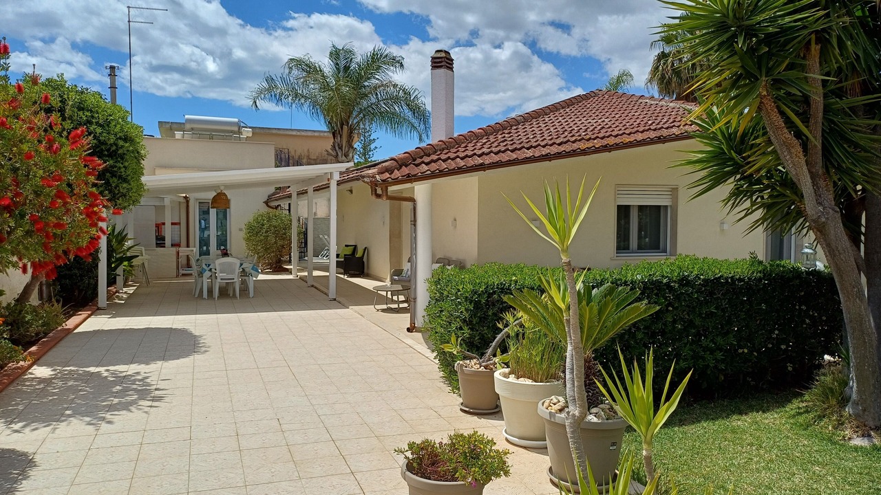 Photo of Patio Balcony in Fontane Bianche