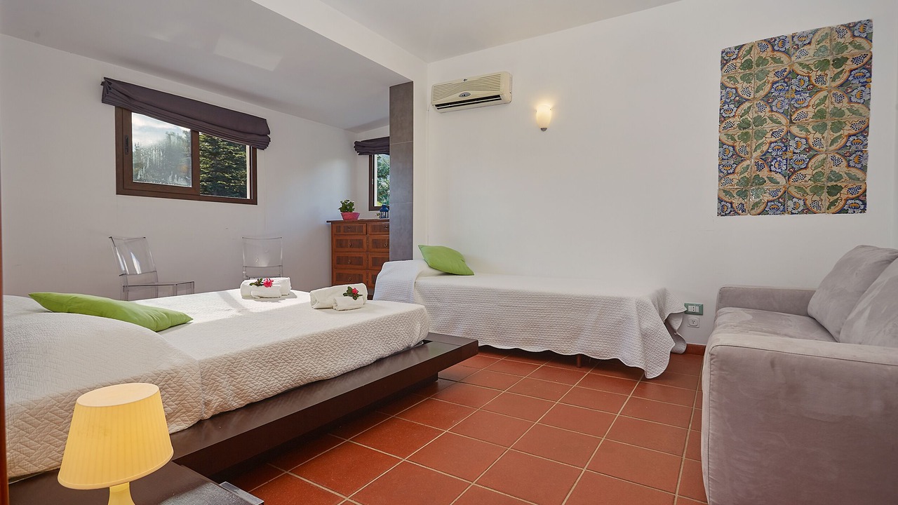 Photo of Bedroom in Torre Colonna-sperone
