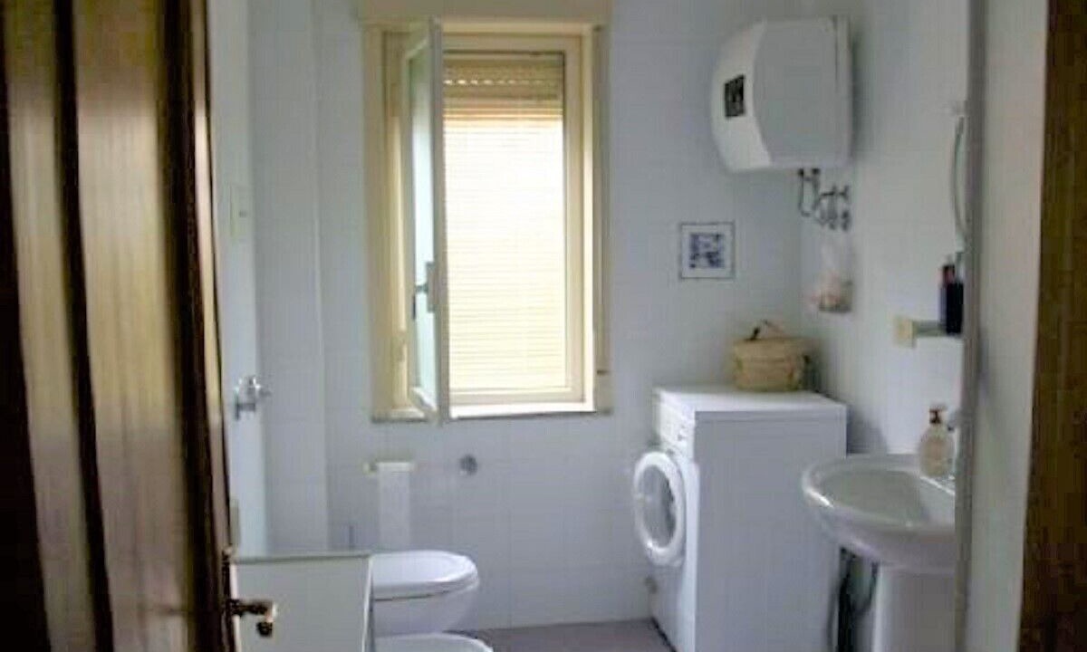 Photo of Bathroom in Oliveri