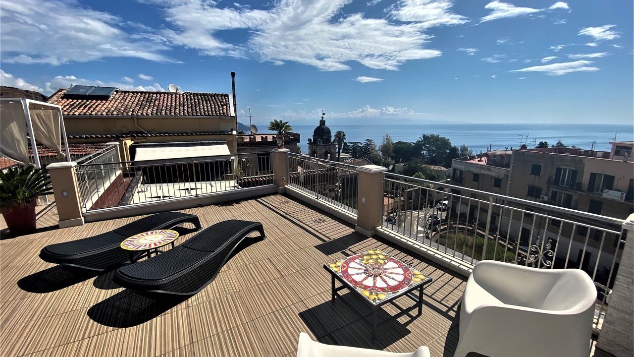Photo of Patio Balcony in Taormina
