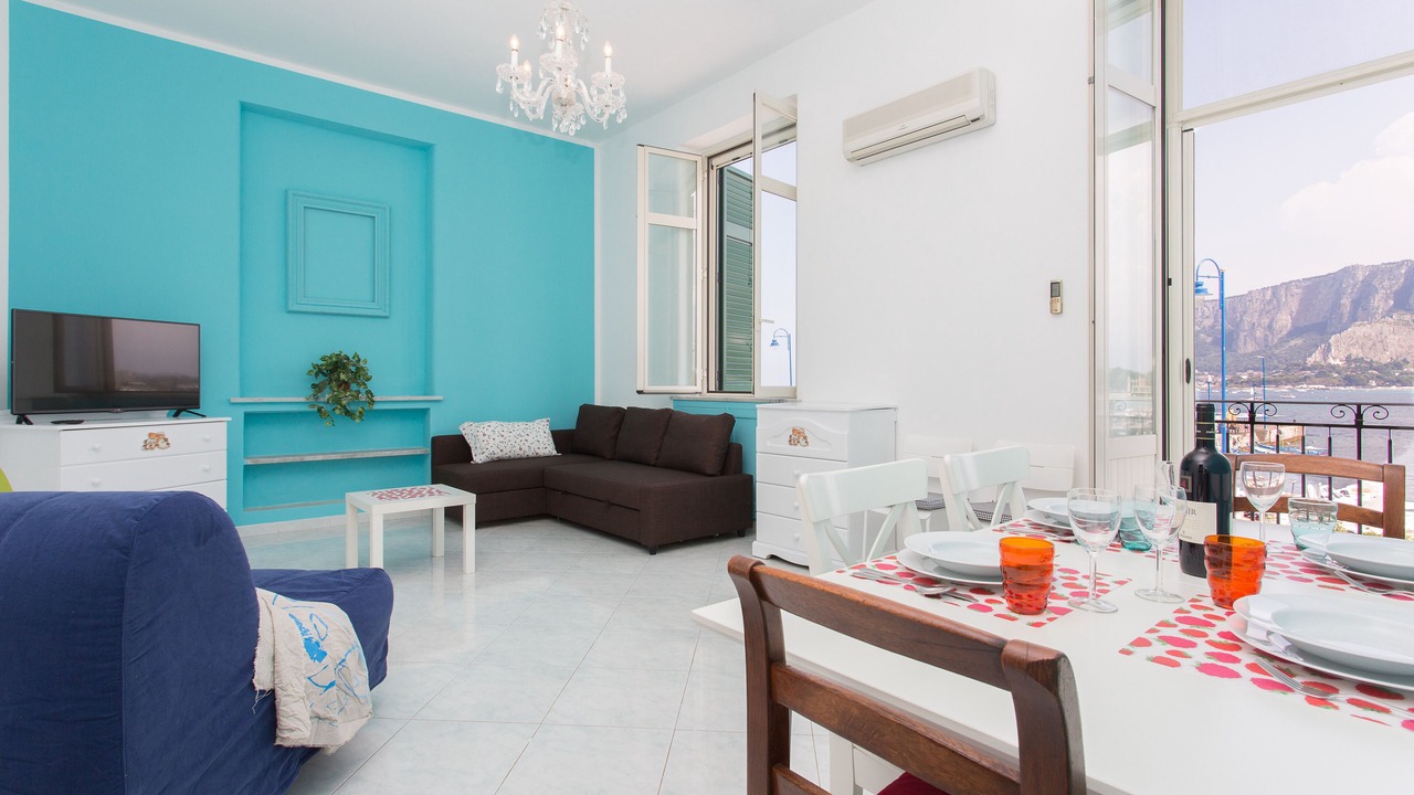 Photo of Livingroom in Mondello