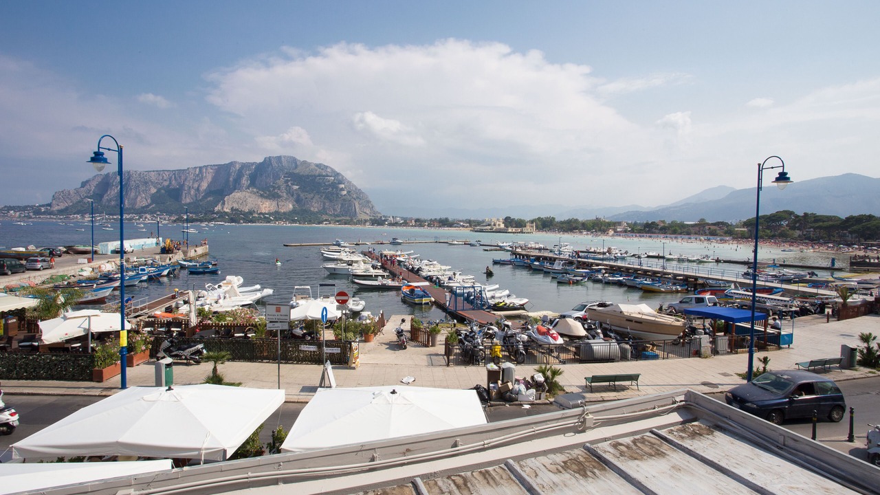 Photo of Others in Mondello