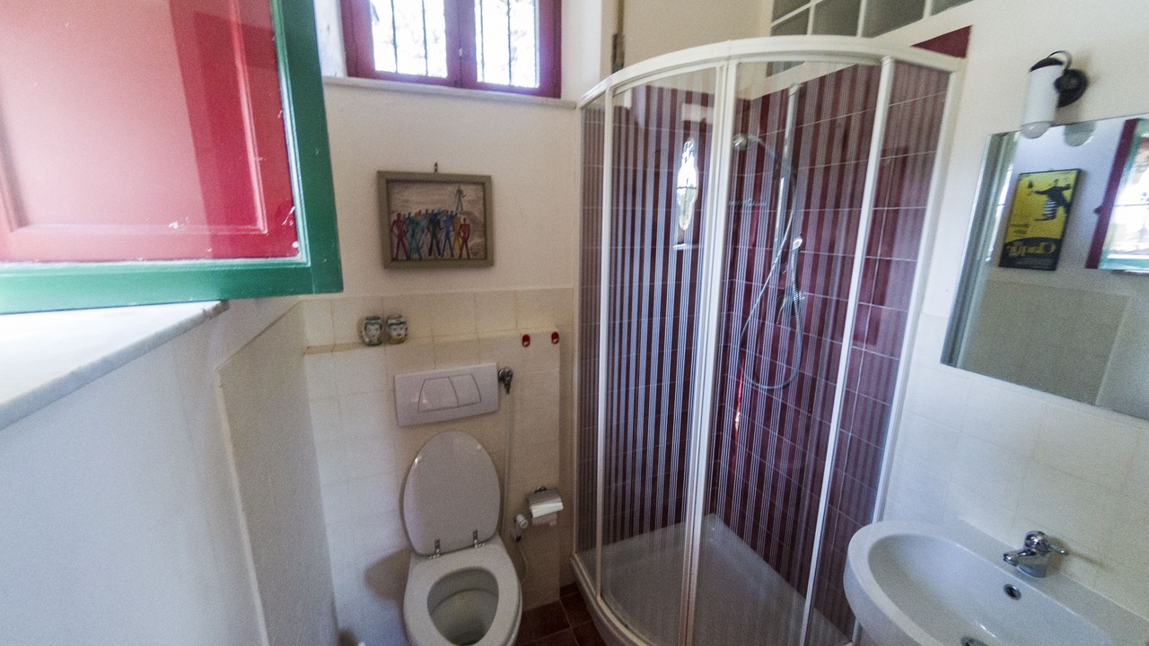 Photo of Bathroom in Caltagirone