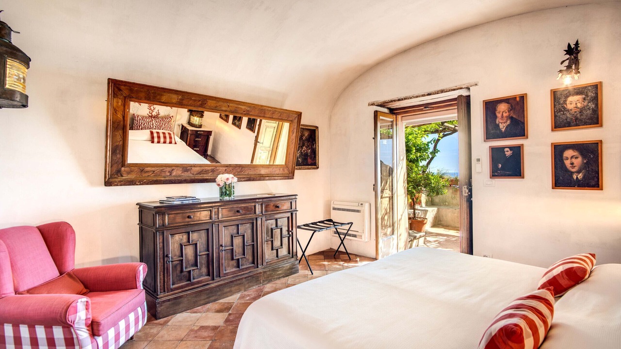 Photo of Bedroom in Montepertuso