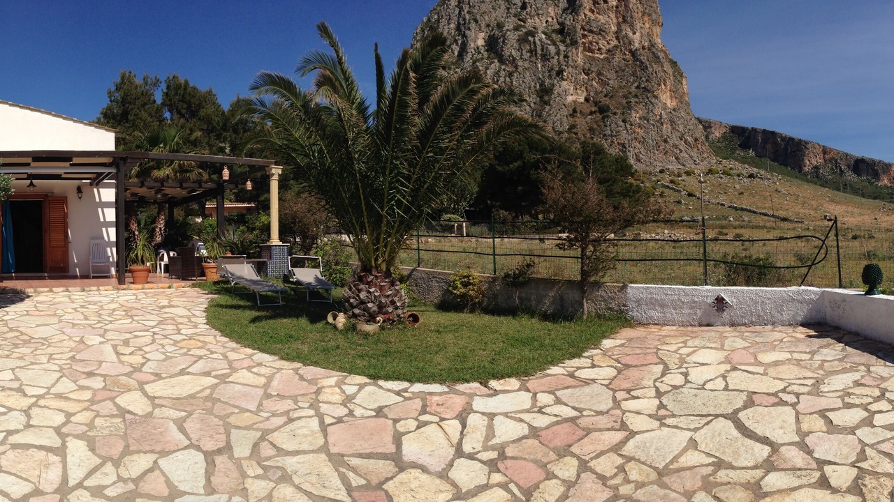 Photo of Outdoor in Macari