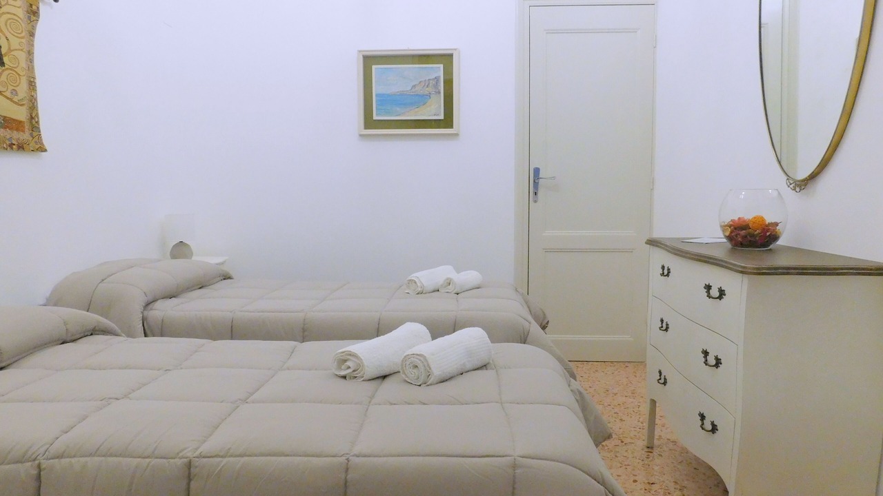 Photo of Bedroom in Trapani City Centre
