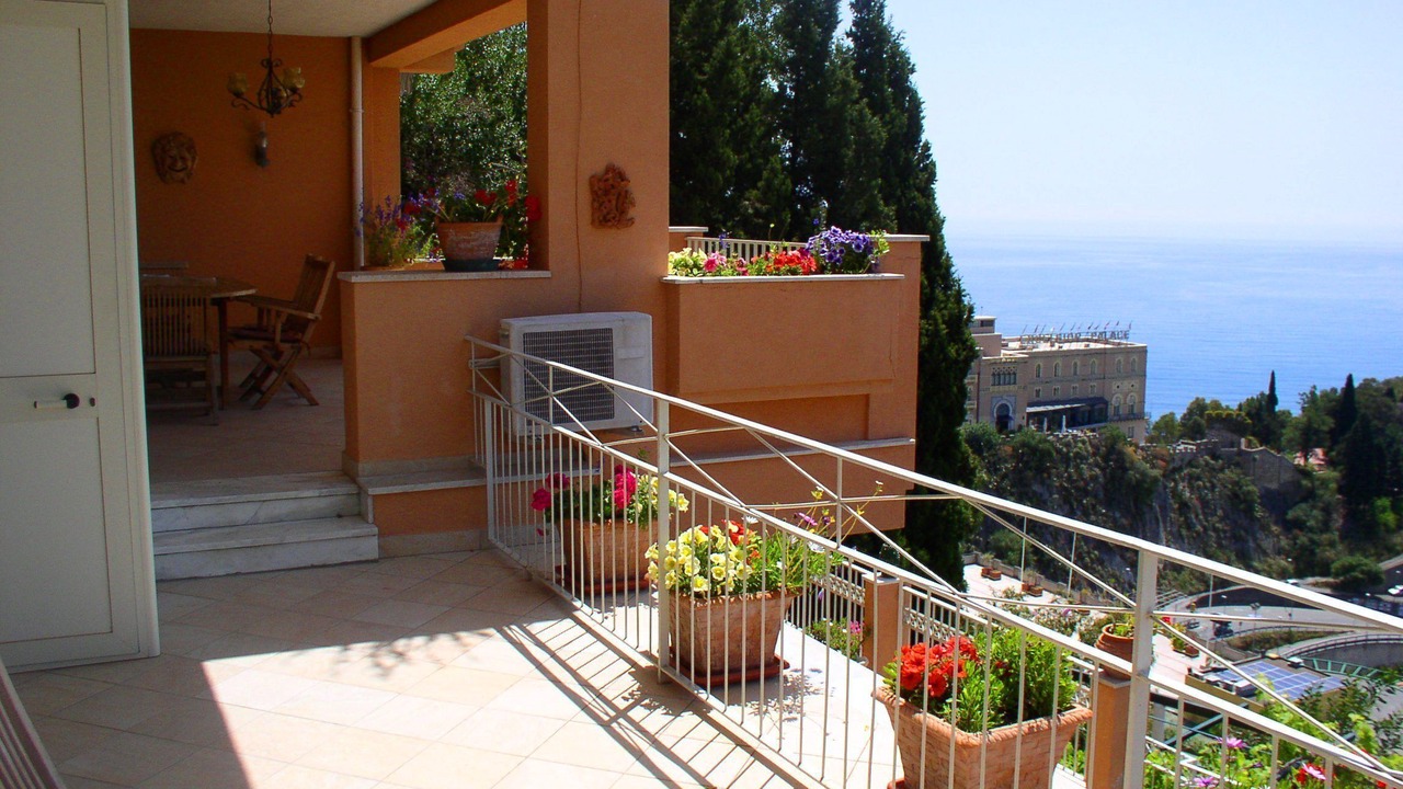 Photo of Patio Balcony in Taormina