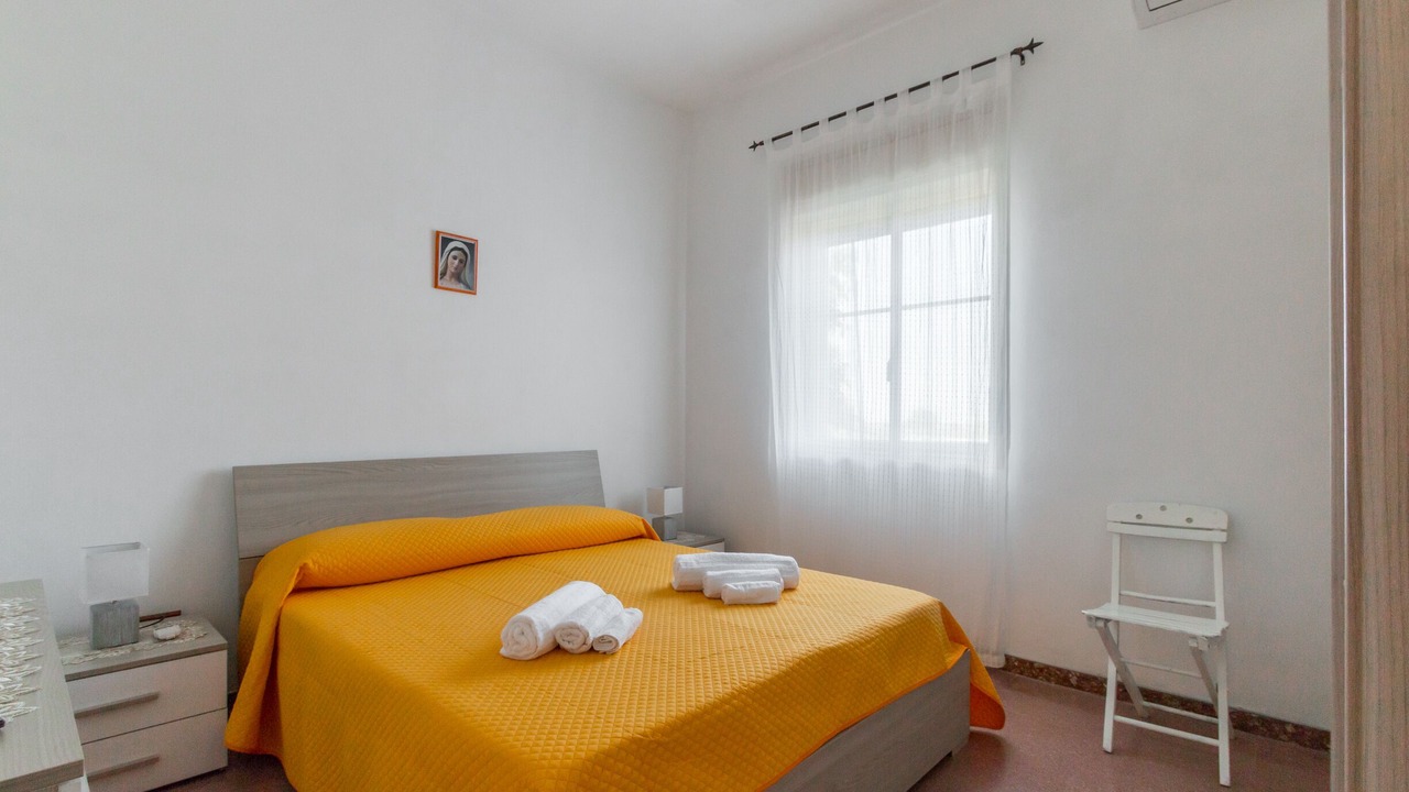 Photo of Bedroom in Avola