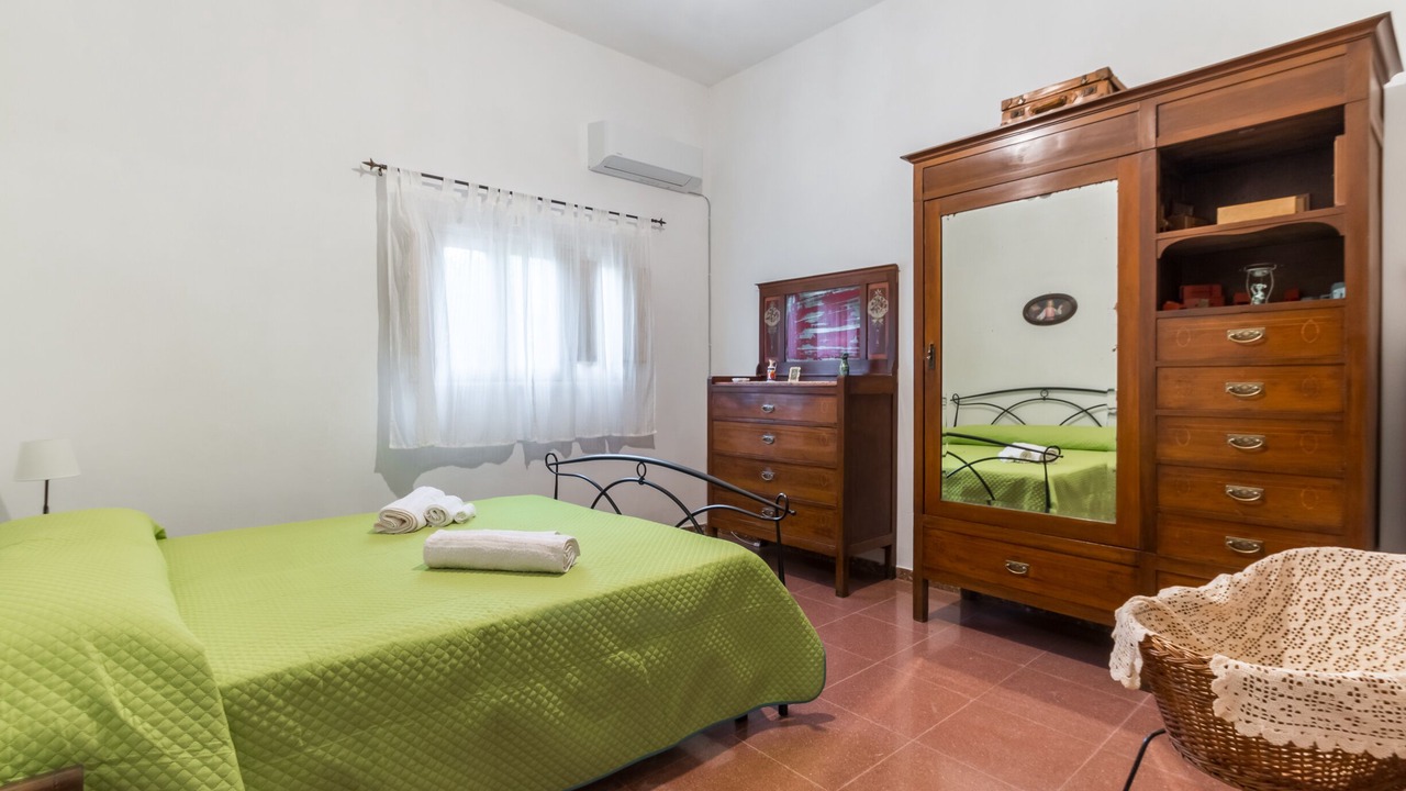 Photo of Bedroom in Avola