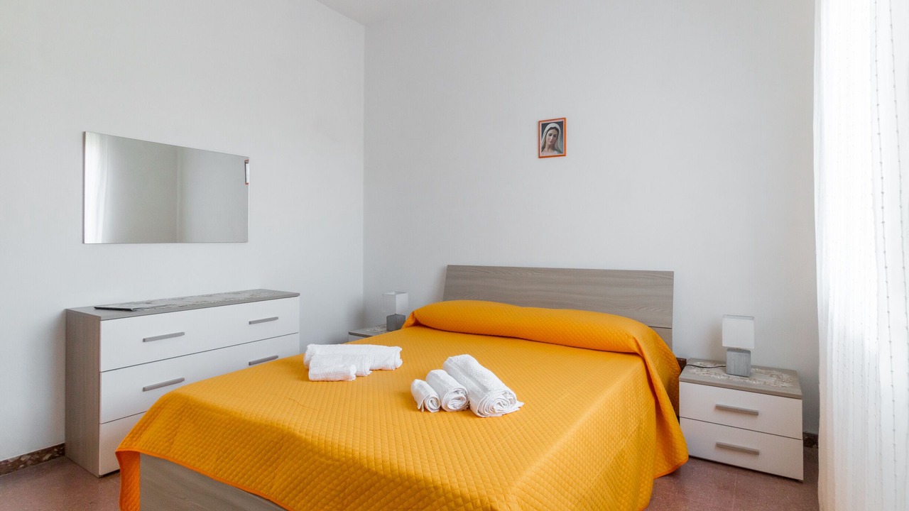 Photo of Bedroom in Avola