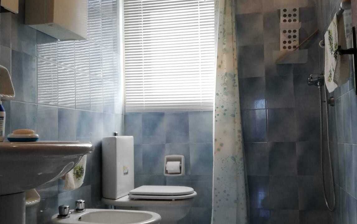 Photo of Bathroom in Avola