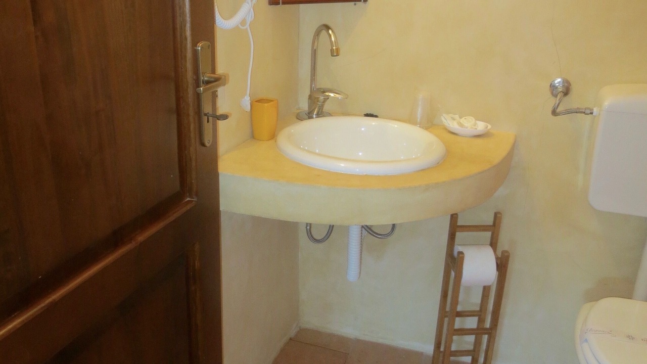 Photo of Bathroom in Pantelleria