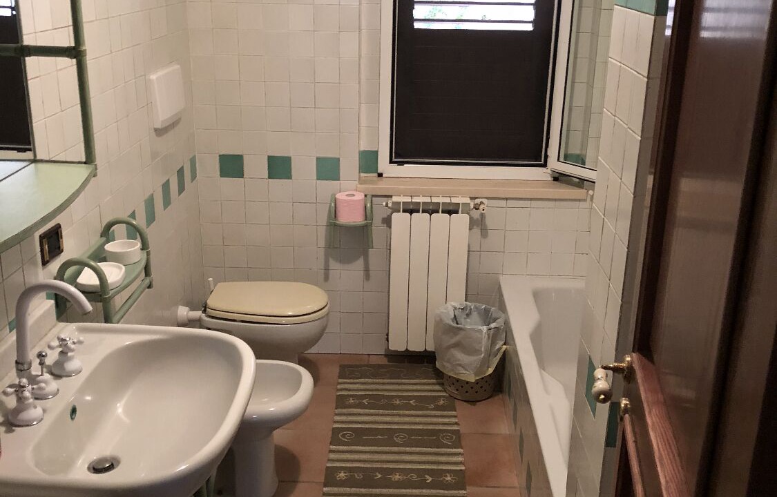 Photo of Bathroom in Oliveri
