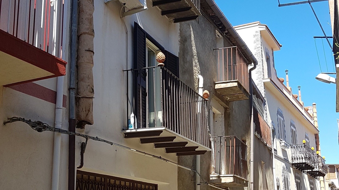 Photo of Outdoor in Pettineo